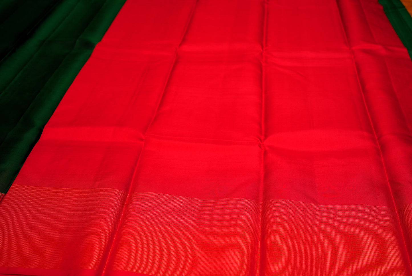 GREEN AND RED PURE KANCHIPURAM SILK SAREE
