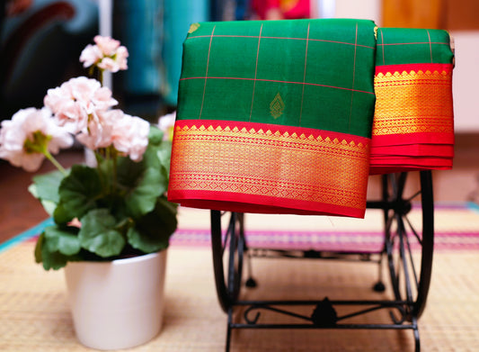 BOTTLE GREEN CHECKS KANCHIPURAM SILK SAREE