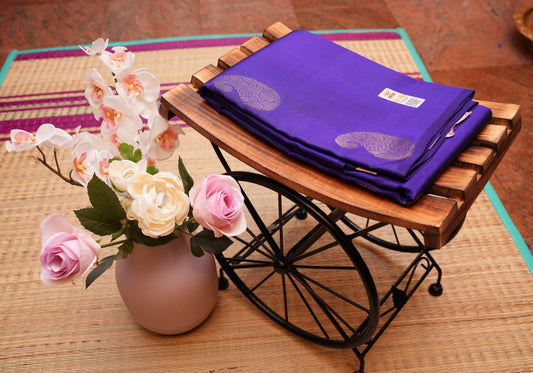 INK BLUE AND LAVENDER KANCHIPURAM SILK SAREE