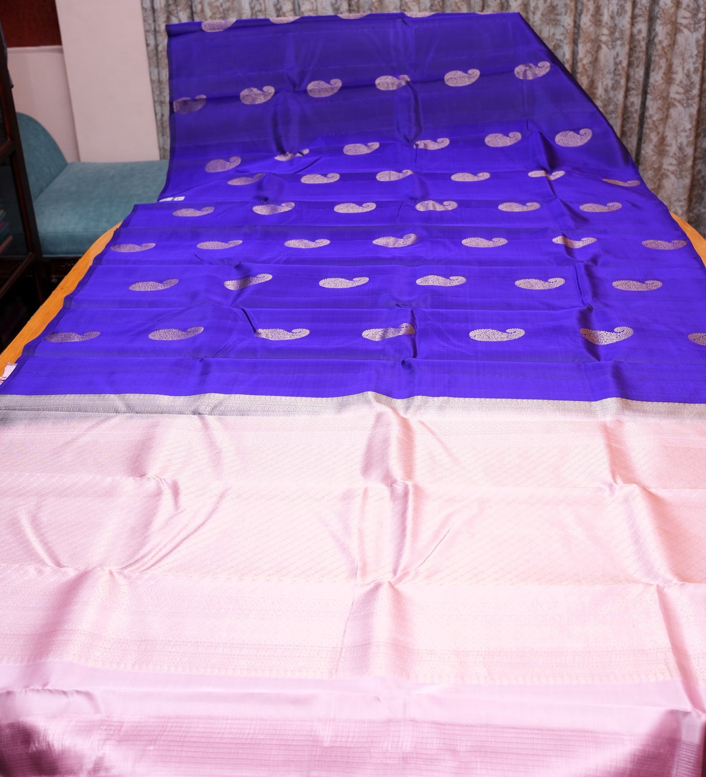 INK BLUE AND LAVENDER KANCHIPURAM SILK SAREE