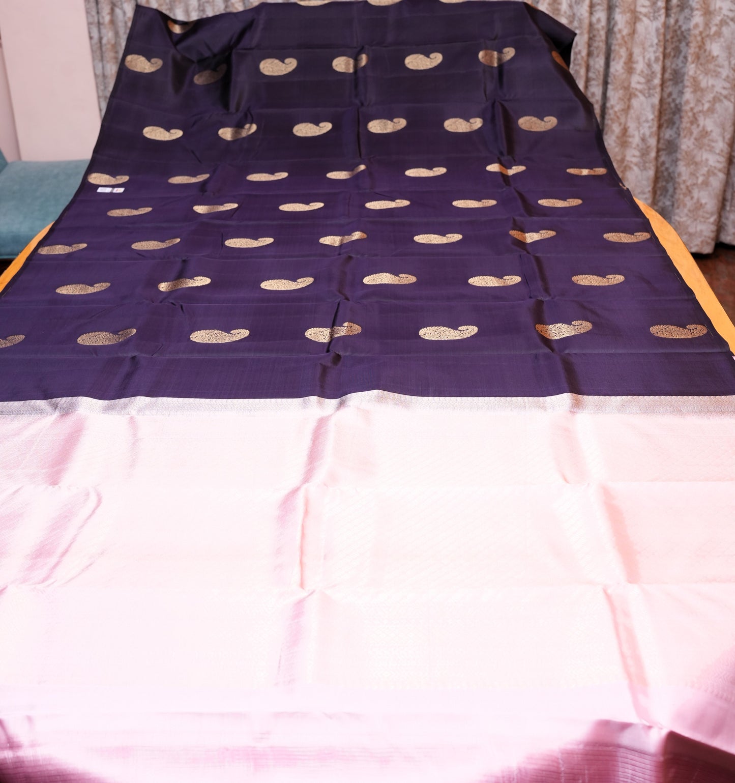 BLACK KANCHIPURAM SILK SAREE
