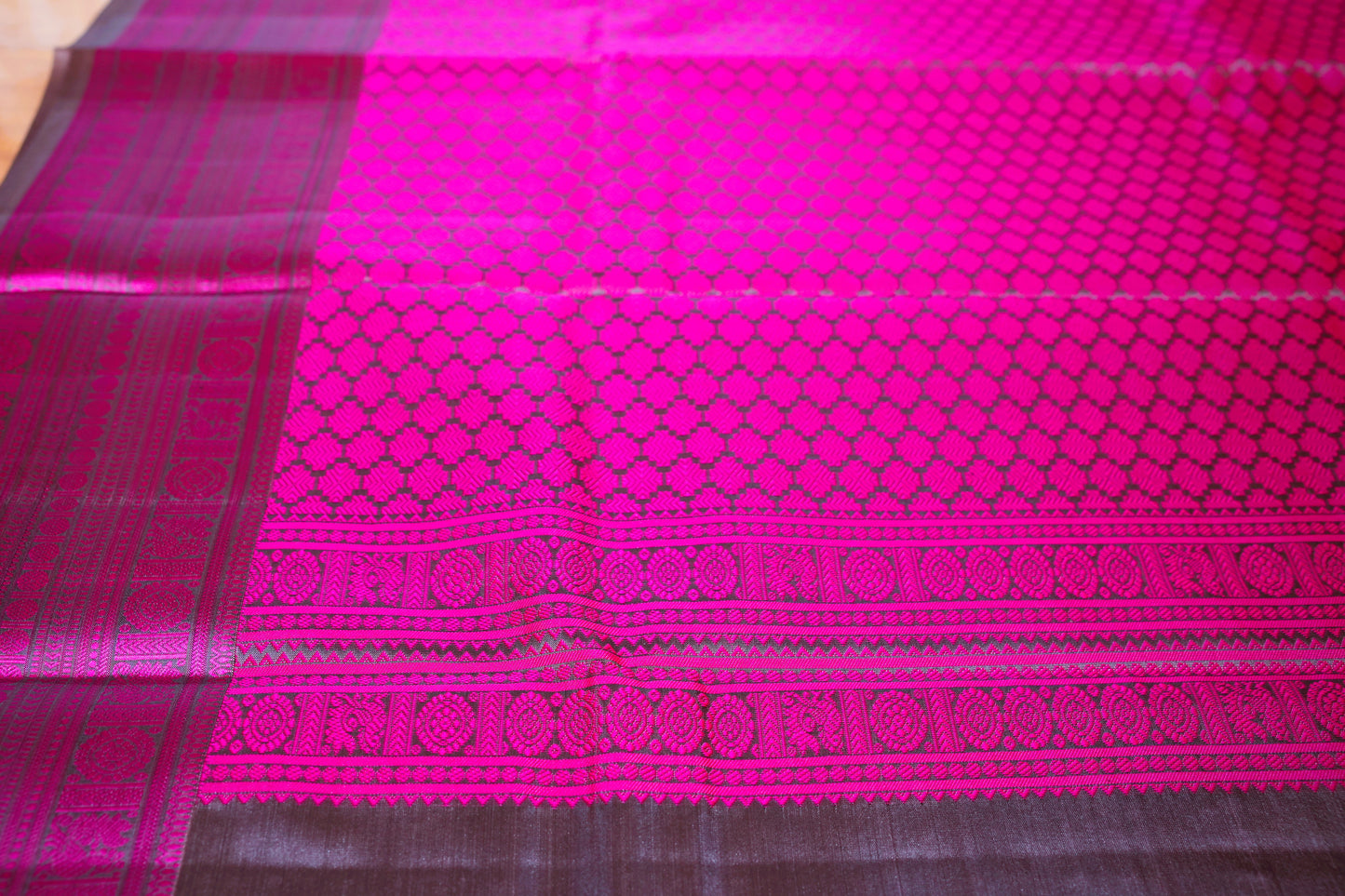 GREYISH BROWN KANCHIPURAM SILK SAREE