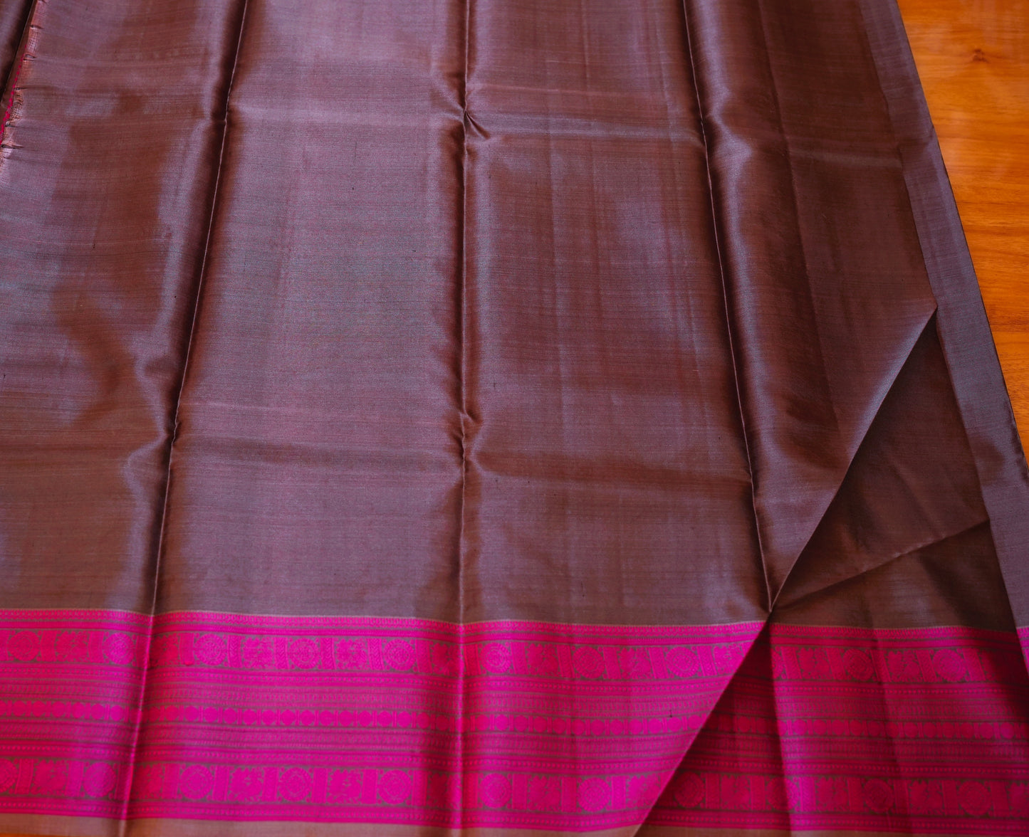 GREYISH BROWN KANCHIPURAM SILK SAREE