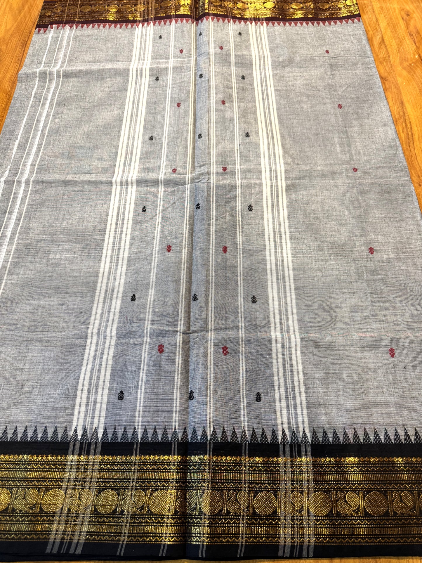 GREY TEMPLE BORDER CHETTINAD COTTON SAREE