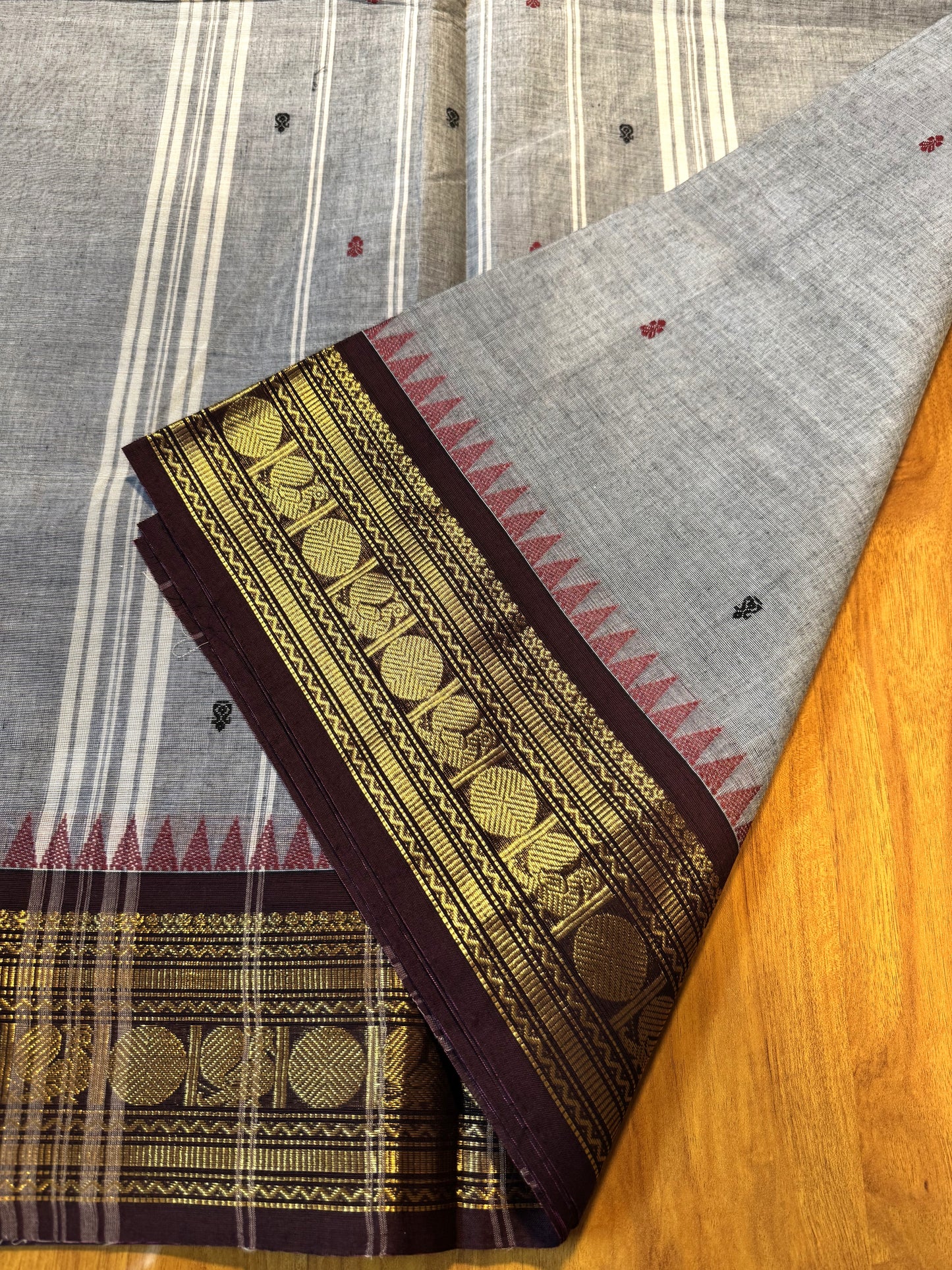 GREY TEMPLE BORDER CHETTINAD COTTON SAREE